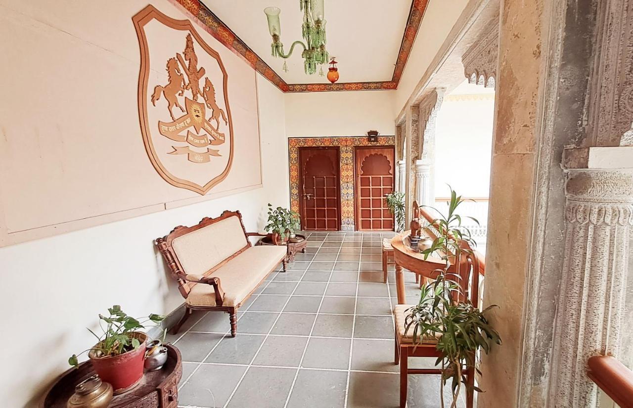 Hotel Mahendra Prakash Udaipur Exterior foto